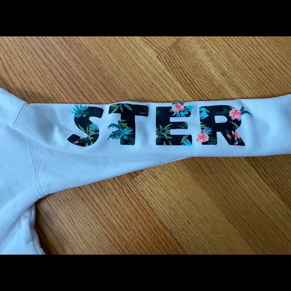 Hollister Crop Boyfriend Crewneck Sweatshirt - Picture 4 of 7